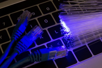 Internet Fibra Óptica em Água Branca